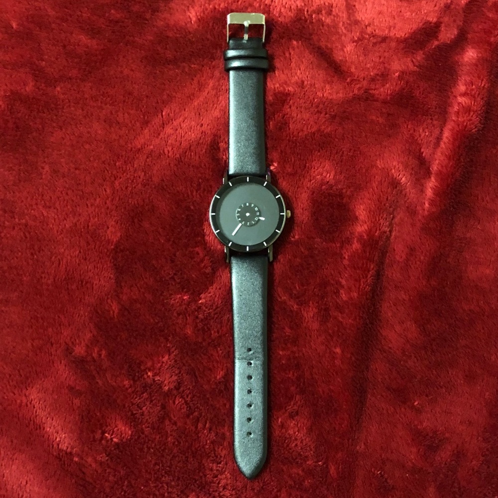 Watch - Picture 2 of 2